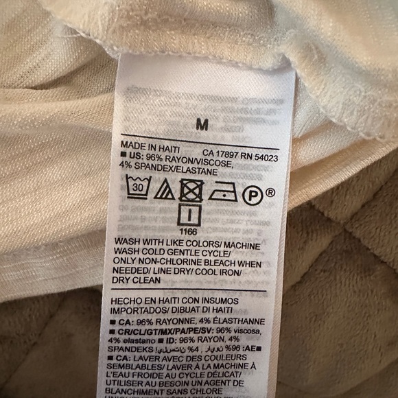 NWT Old Navy Luxe Slub Knit V Neck Short Sleeve Shirt  Ivory T-shirt M - Picture 5 of 8